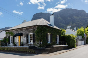 Ty-Bach Cotttage leafy Newlands Village